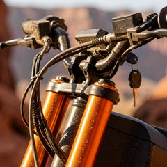 M01 Moto électrique tout-terrain 2000 W avec double suspension